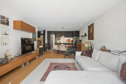 205 3264 Oak Street, Vancouver, BC, Vancouver — Apartment/Condo for sale