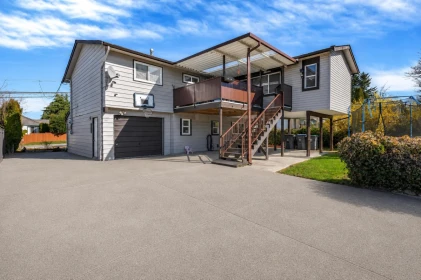 18240 64 Avenue, Surrey, BC, Surrey — Single Family Residence for sale