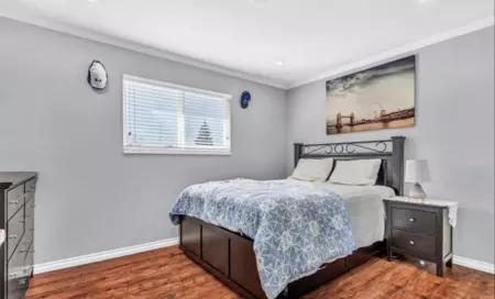 Hallway Photo of 18240 64 Avenue, Surrey, BC