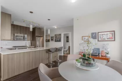 Breakfast Nook Photo of 1404 2789 Shaughnessy Street, Port Coquitlam, BC