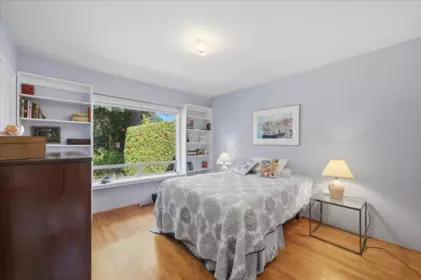 Hallway Photo of 1388 Cambridge Drive, Coquitlam, BC