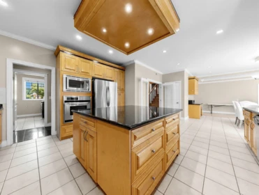 6560 Francis Road, Richmond, BC, Richmond — Single Family Residence for sale