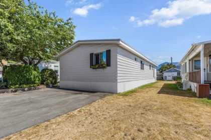 76 45640 Watson Road, Chilliwack, BC, Chilliwack — Manufactured Home for sale
