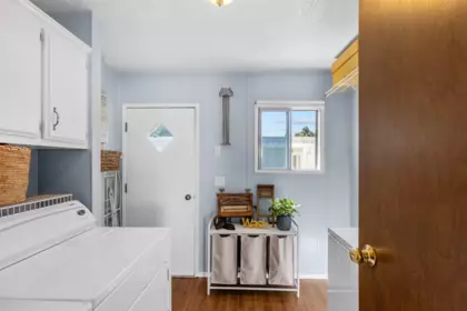 Mudroom Photo of 76 45640 Watson Road, Chilliwack, BC