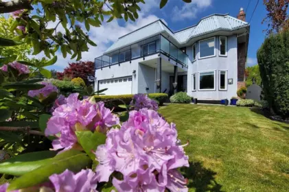 15627 Buena Vista Avenue, White Rock, BC, White Rock — Single Family Residence for sale