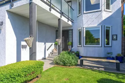 15627 Buena Vista Avenue, White Rock, BC, White Rock — Single Family Residence for sale