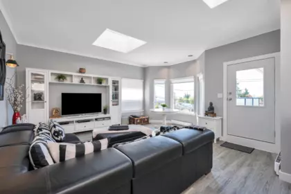 Primary Bedroom Photo of 15627 Buena Vista Avenue, White Rock, BC