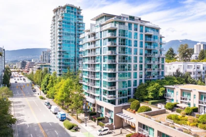Front Yard Photo of TH8 168 E Esplanade Avenue, North Vancouver, BC