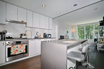 907 3487 Binning Road, Vancouver, BC, Vancouver — Apartment/Condo for sale
