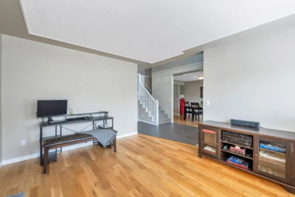 Basement Recreation Room Photo of 22765 126b Avenue, Maple Ridge, BC