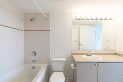 Guest Bathroom Photo of 1107 1277 Nelson Street, Vancouver, BC