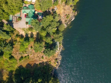 867 Hummingbird Lane, Bowen Island, BC, Bowen Island — Single Family Residence for sale