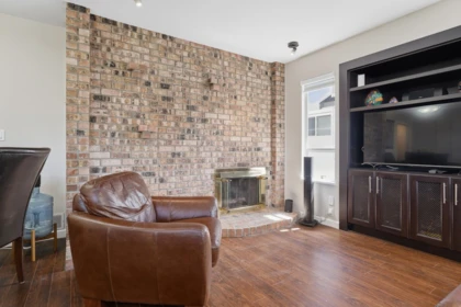 Basement Recreation Room Photo of 5873 169 Street, Surrey, BC