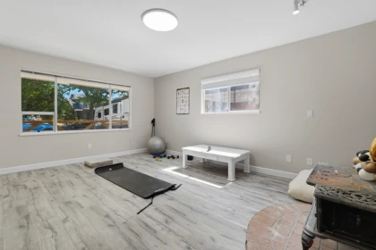 Swimming Pool Photo of 5873 169 Street, Surrey, BC
