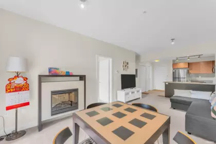 329 6628 120 Street, Surrey, BC, Surrey — Apartment/Condo for sale