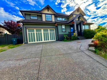 6898 177 Street, Surrey, BC, Surrey — Single Family Residence for sale
