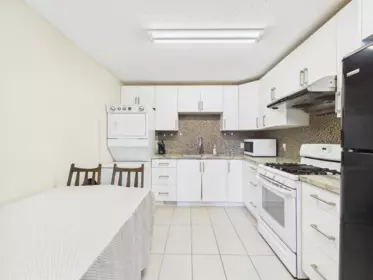 Laundry Room Photo of 2575 Ashurst Avenue, Coquitlam, BC