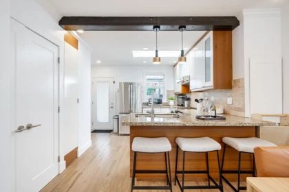 Kitchen Photo of 1617 E 36th Avenue, Vancouver, BC