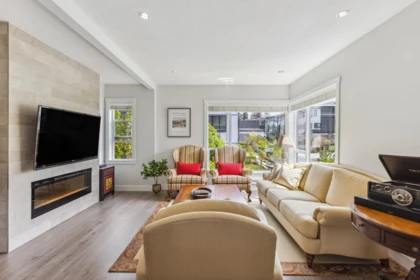 Dining Area Photo of 36 16337 23a Avenue, Surrey, BC