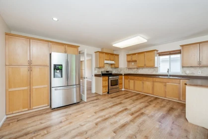 Breakfast Nook Photo of 8480 Doerksen Drive, Mission, BC