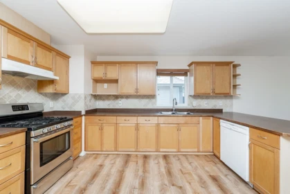 Pantry Photo of 8480 Doerksen Drive, Mission, BC