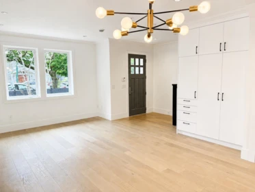 Primary Bedroom Photo of 1427 E 27th Avenue, Vancouver, BC