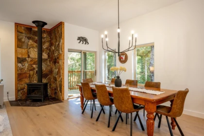 Family Room Photo of 3125 Hawthorne Place, Whistler, BC