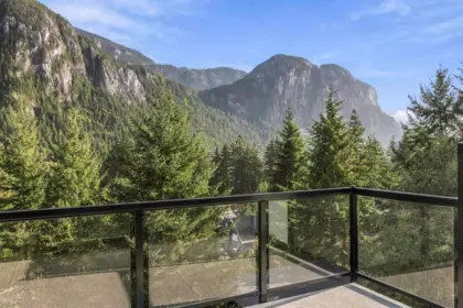 Hot Tub / Spa Photo of 2 2098 Crumpit Woods Drive, Squamish, BC