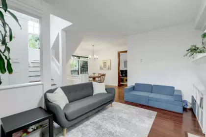 Breakfast Nook Photo of 48 2678 King George Boulevard, Surrey, BC