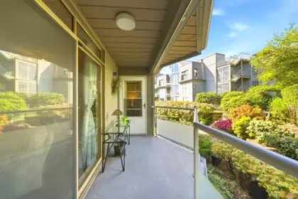 Hallway Photo of 304 48 Richmond Street, New Westminster, BC