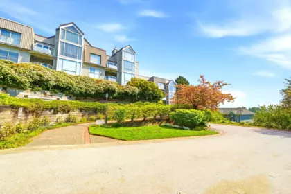 Hot Tub / Spa Photo of 304 48 Richmond Street, New Westminster, BC