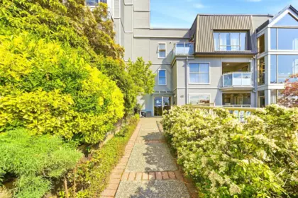 Outdoor Patio Photo of 304 48 Richmond Street, New Westminster, BC