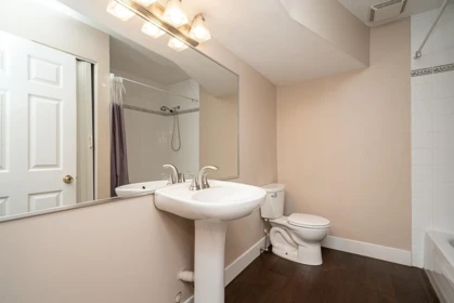 Hallway Photo of 15445 109a Avenue, Surrey, BC