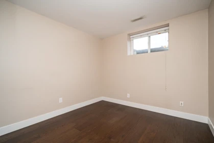 Mudroom Photo of 15445 109a Avenue, Surrey, BC
