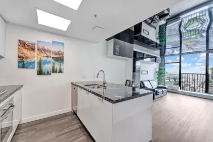 Primary Bedroom Photo of 3304 128 W Cordova Street, Vancouver, BC