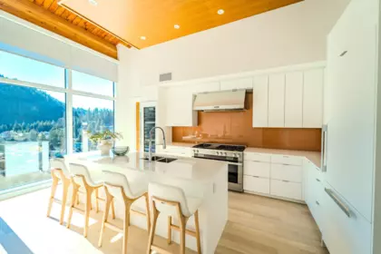 901 6687 Nelson Avenue, West Vancouver, BC, West Vancouver — Apartment/Condo for sale