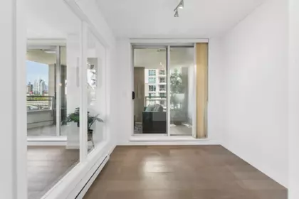 Breakfast Nook Photo of 506 120 Milross Avenue, Vancouver, BC