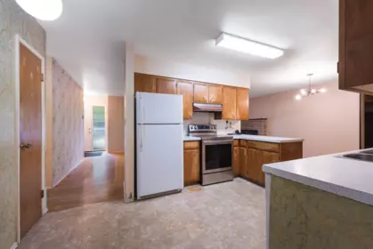 Dining Area Photo of 710 Coquihalla Street, Hope, BC