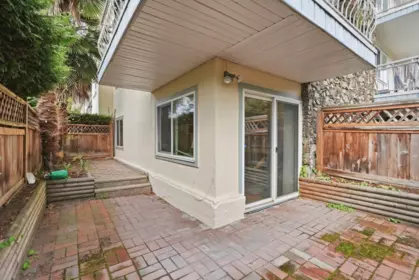 Hallway Photo of 229 711 E 6th Avenue, Vancouver, BC