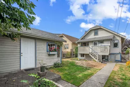 Backyard Photo of 3692 W 19th Avenue, Vancouver, BC