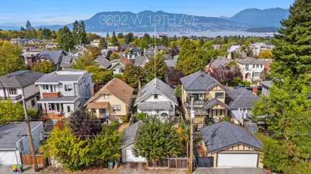 Swimming Pool Photo of 3692 W 19th Avenue, Vancouver, BC