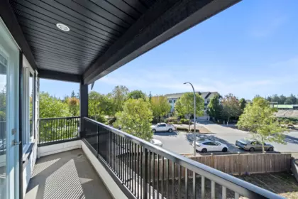 Garden / Landscaping Photo of 21070 76a Avenue, Langley, BC