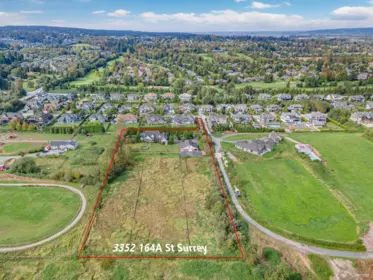 Swimming Pool Photo of 3352 164a Street, Surrey, BC