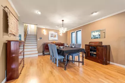 Breakfast Nook Photo of 3162 Oxford Street, Port Coquitlam, BC