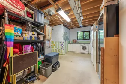 Powder Room Photo of 3162 Oxford Street, Port Coquitlam, BC