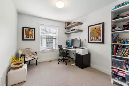 Staircase Photo of 4 16570 24a Avenue, Surrey, BC