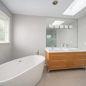 Powder Room Photo of 2726 W 42nd Avenue, Vancouver, BC