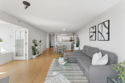 Dining Area Photo of 1603 1128 Quebec Street, Vancouver, BC
