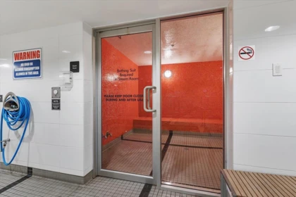 Hot Tub / Spa Photo of 3301 233 Robson Street, Vancouver, BC