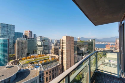 Living Room Photo of 3301 233 Robson Street, Vancouver, BC